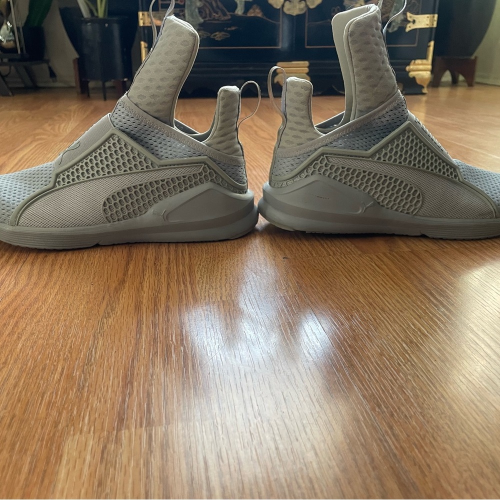 Fenty x Puma Limited Edition Trainers - Picture 4 of 4